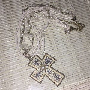 Beautiful! Cream Cross Necklace